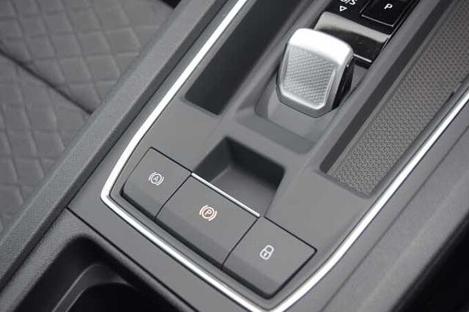 SEAT Leon 1.4 e-HYBRID (204ps) FR DSG