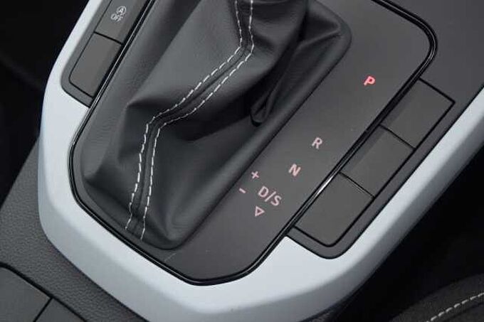 SEAT Arona 1.0 TSI 110 SE Technology 5dr DSG